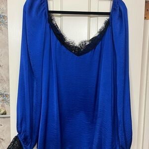 Elegant Blue Women's Top with Black Lace Trim